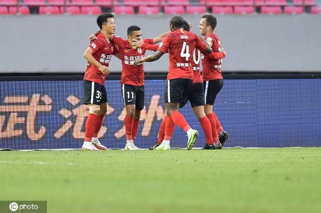 因此接下来的两个月时间非常重要，罗马会在意甲联赛连续迎战那不勒斯、尤文图斯、亚特兰大、米兰等强敌，还有意大利杯和欧联杯附加赛。